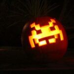 space-invaders-pumpkin-carving