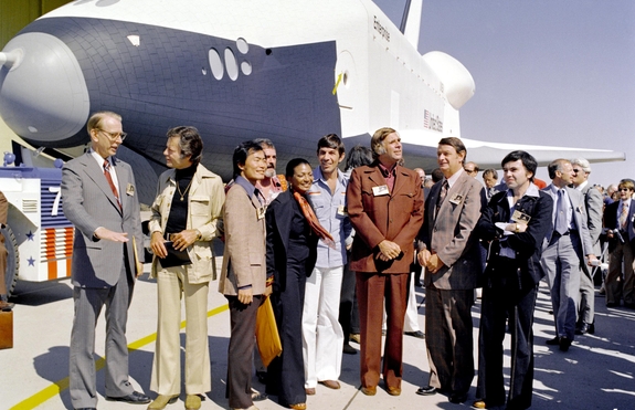 star-trek-enterprise-space-shuttle