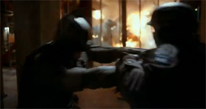 Batman és a SWAT csapat egy tagja